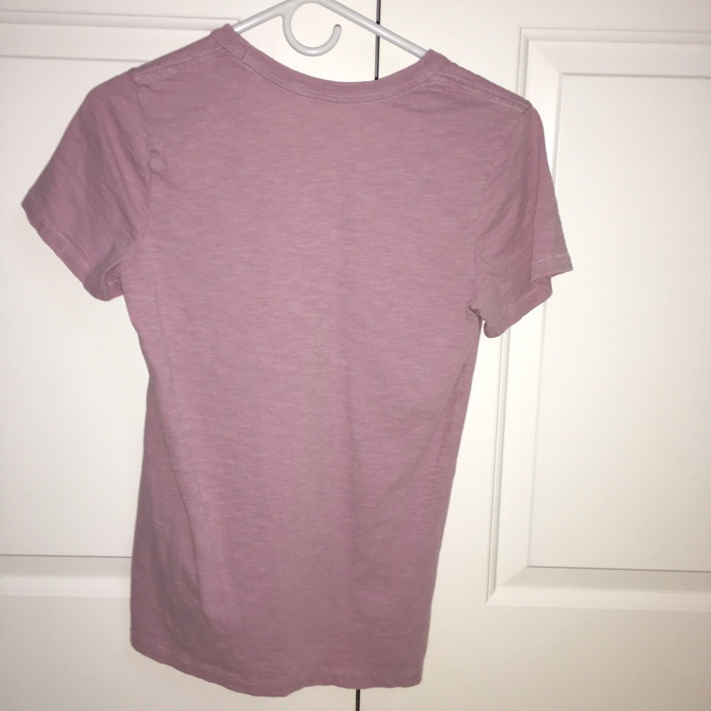 Universal Thread V neck tee - Picture 2 of 3